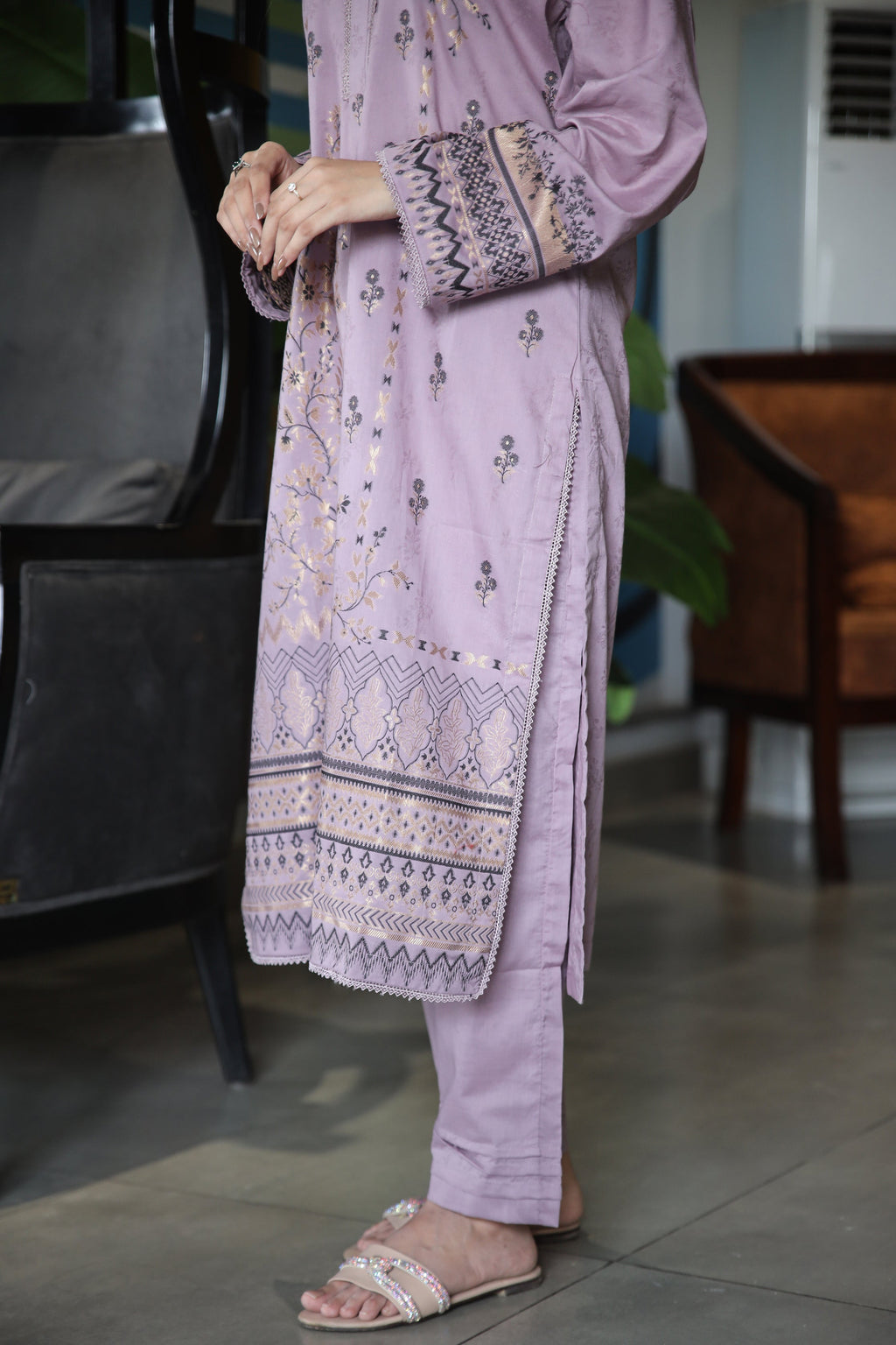 Brosha Lawn with Plain Trouser and Fancy Organza Dupatta