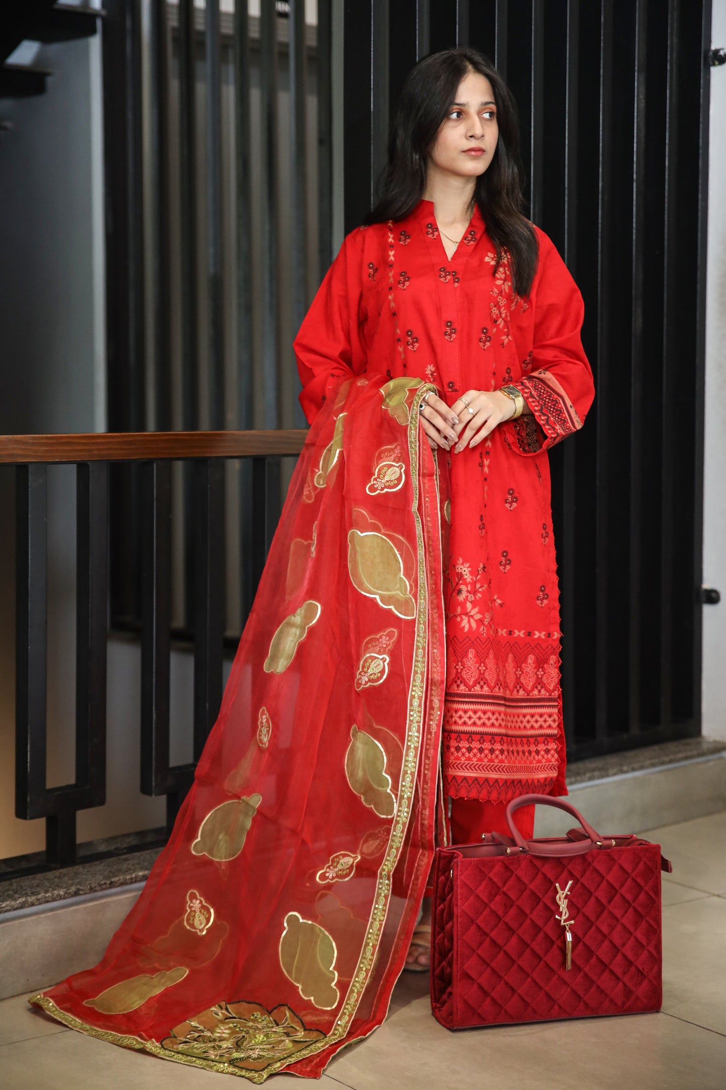 Brosha Lawn with Plain Trouser and Fancy Organza Dupatta