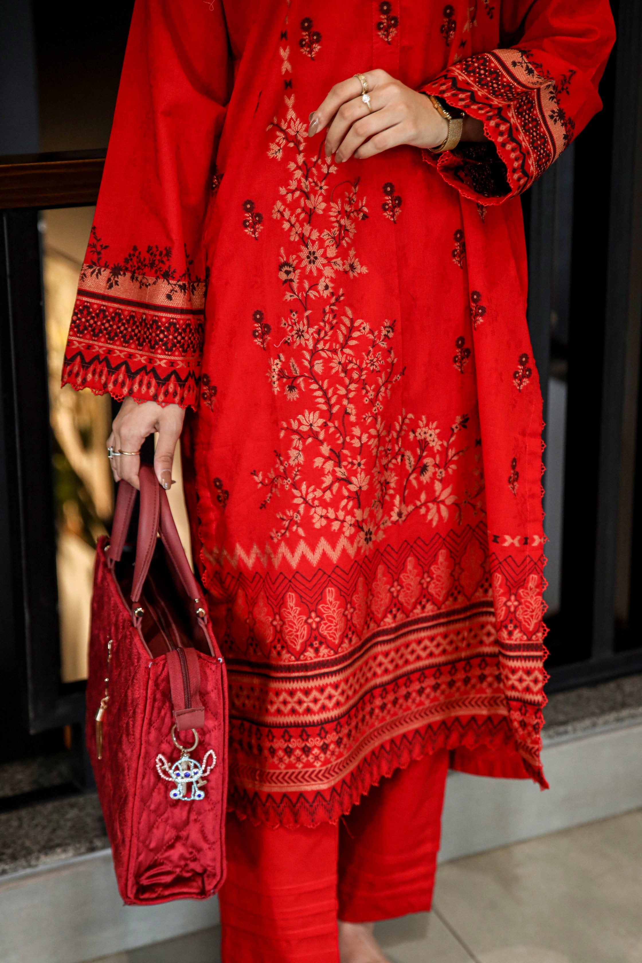 Brosha Lawn with Plain Trouser and Fancy Organza Dupatta