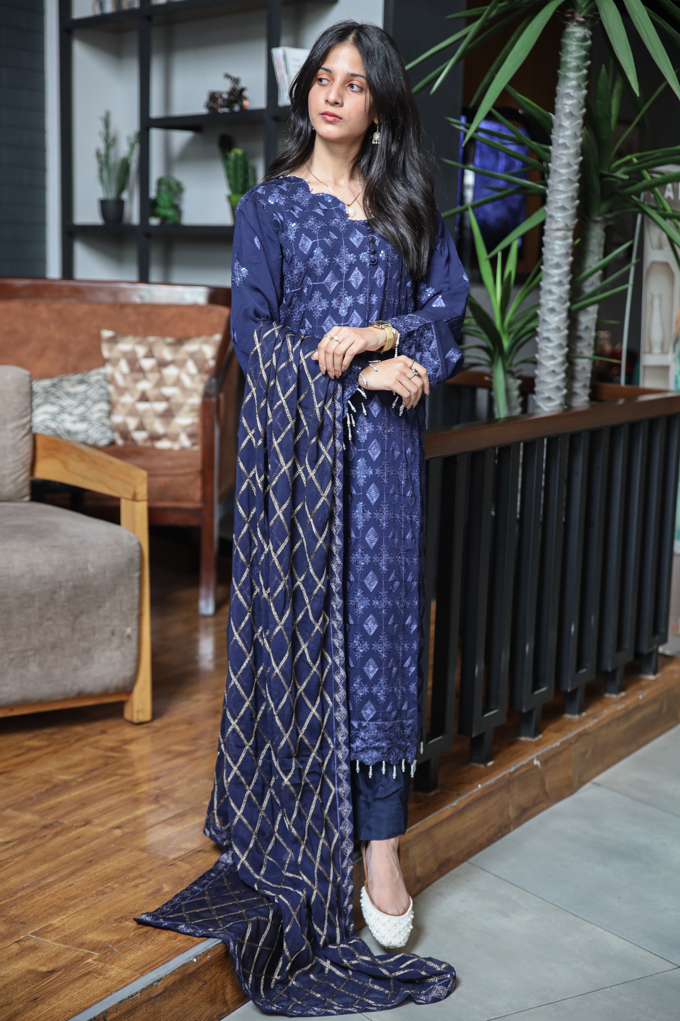 Breeze Exclusive Embriodery Shirt with Raw Silk Trouser and Embriodery Dupatta