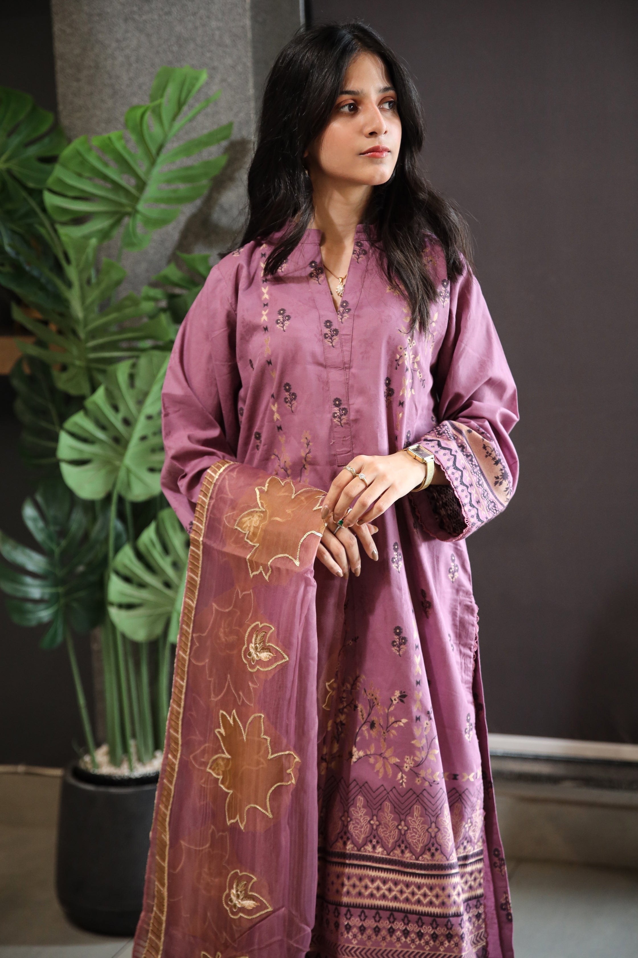 Brosha Lawn with Plain Trouser and Fancy Organza Dupatta