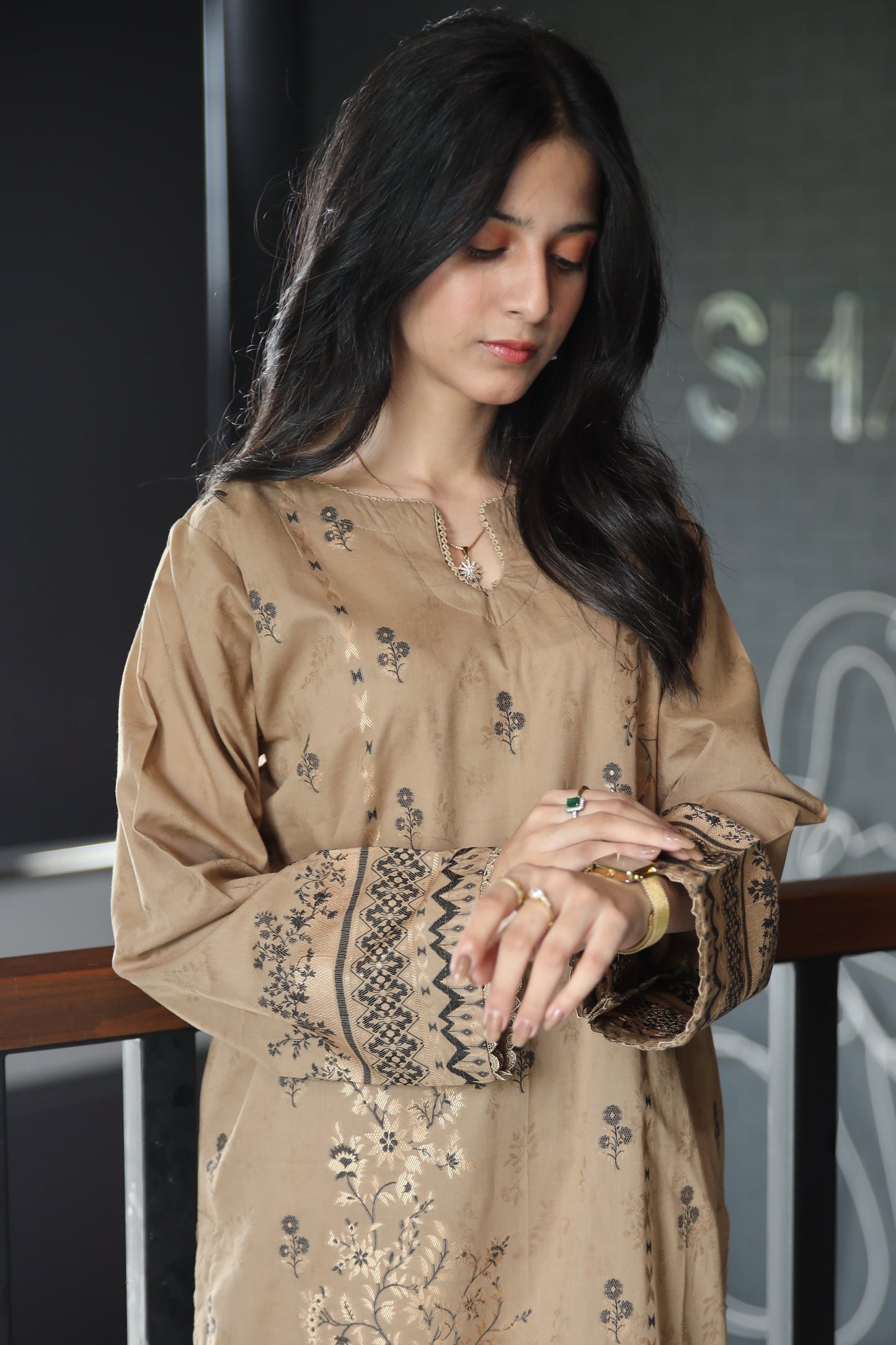 Brosha Lawn with Plain Trouser and Fancy Organza Dupatta