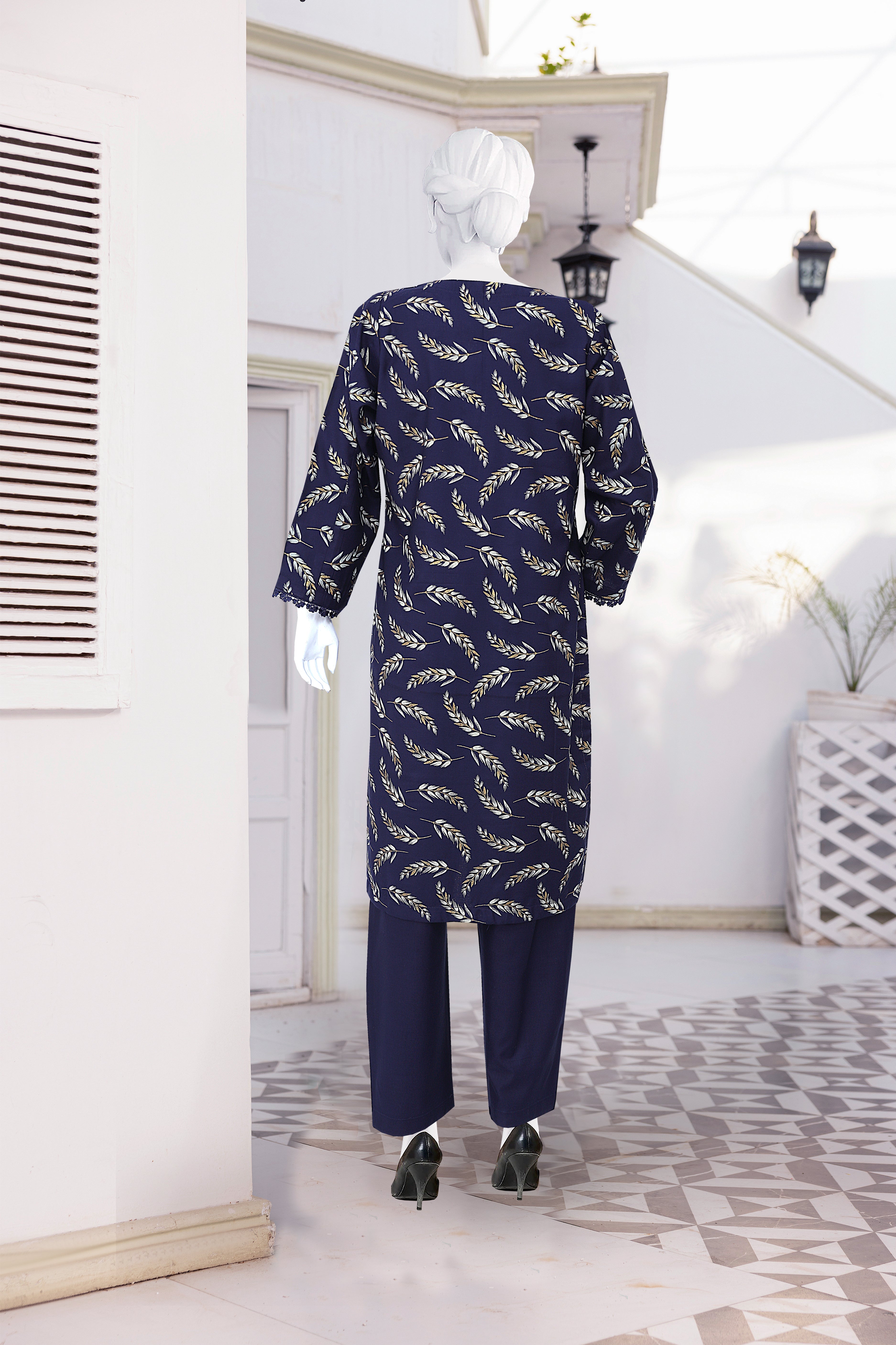 AlKaram Dhanak 2 Piece Beautiful Leaf Pattern With Plain Trouser