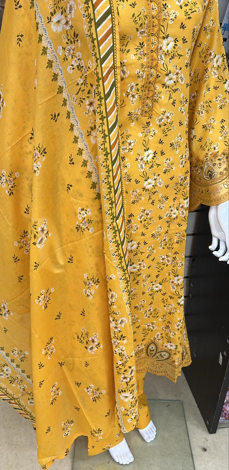 BinSaeed Original 3 Piece Lawn with Printed Trouser and Printed Lawn Dupatta