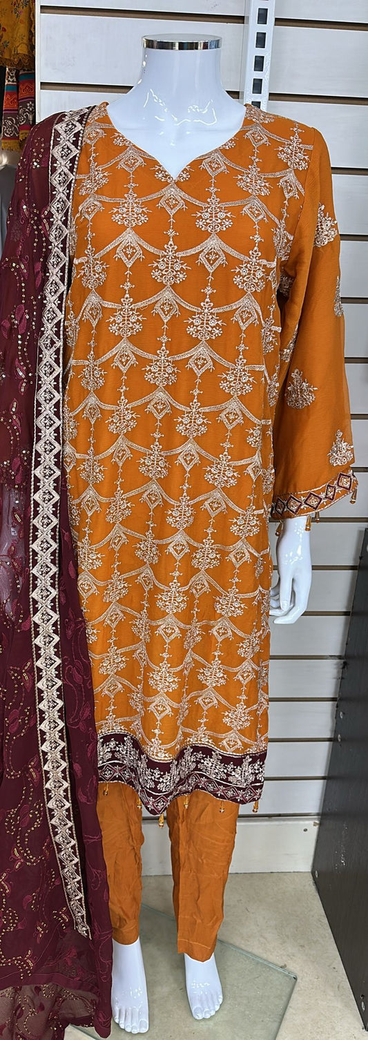 Breeze Exclusive Embriodery Shirt with Raw Silk Trouser and Embriodery Contrast Dupatta