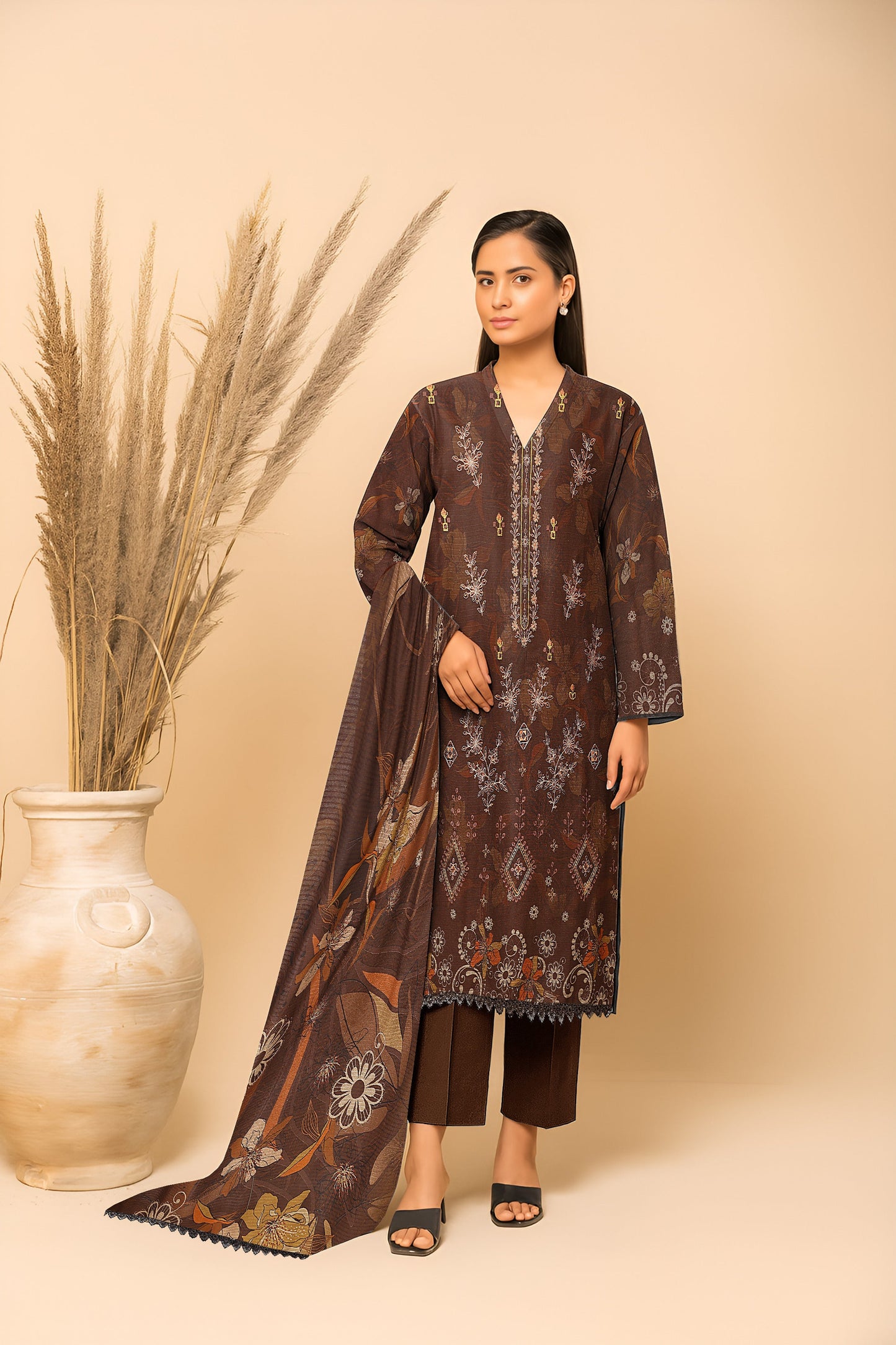 Dhanak Bana Dora 3 Piece Executive Quality Digital Print with Heavy Embriodery