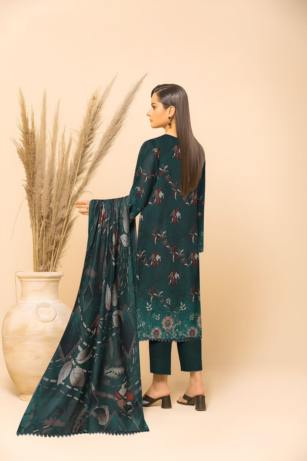 Dhanak Bana Dora 3 Piece Executive Quality Digital Print with Heavy Embriodery