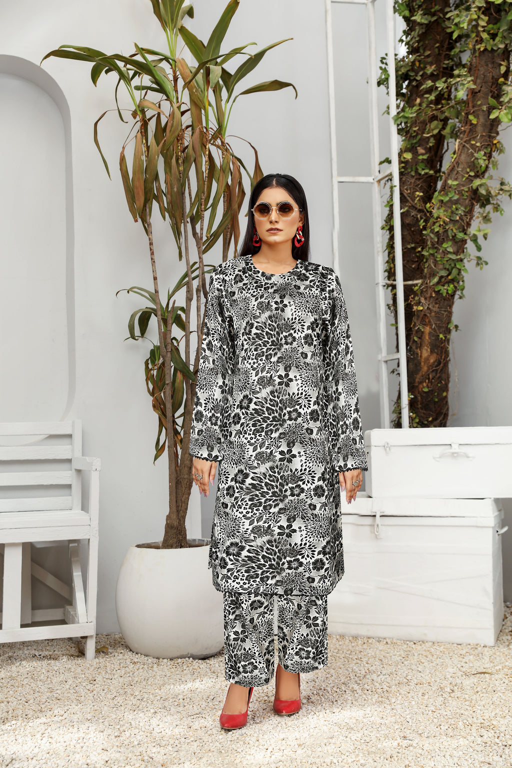 Khaddar 2 Piece Printed All Over Matching Separate