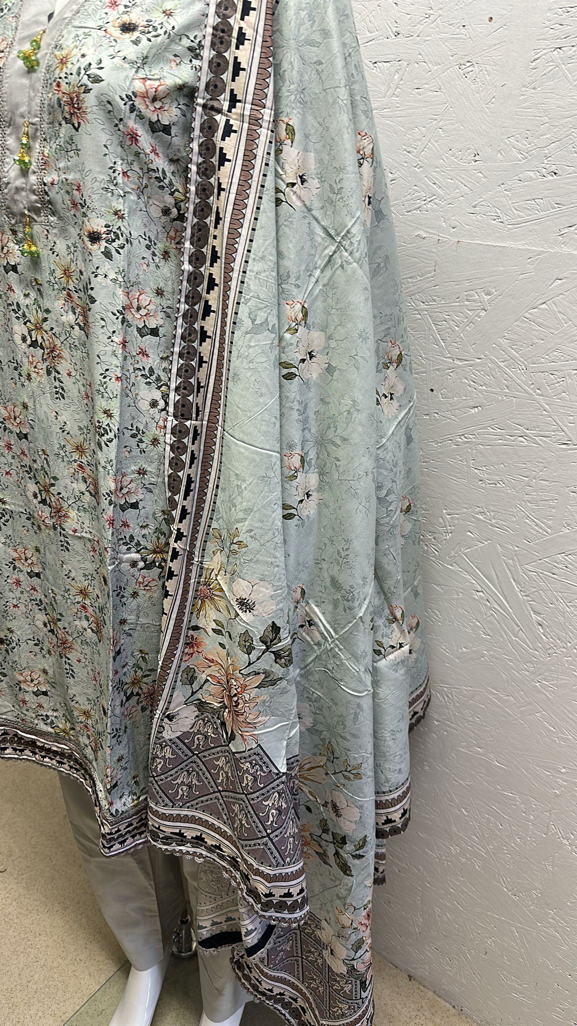 Linen 3 Piece with Plain Trouser and Printed Dupatta