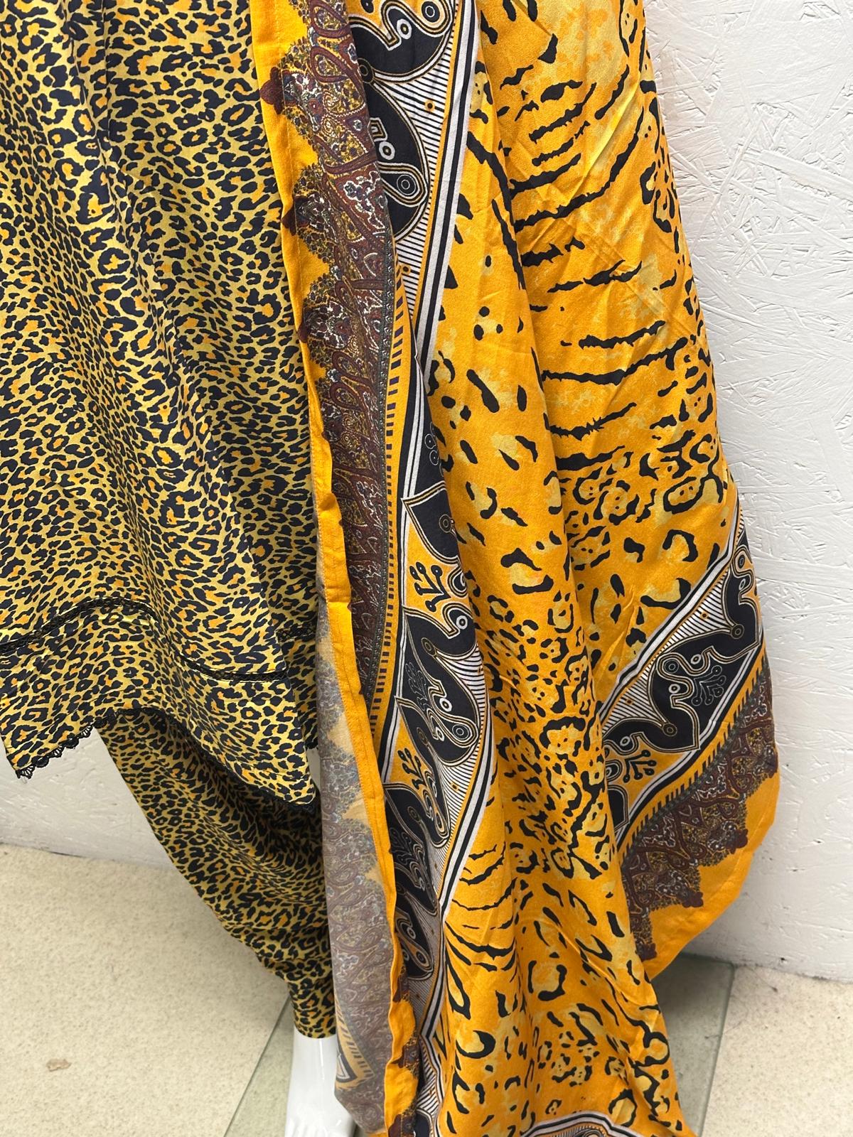 Linen Viscose 3 Piece with Matching Trouser and Printed Dupatta
