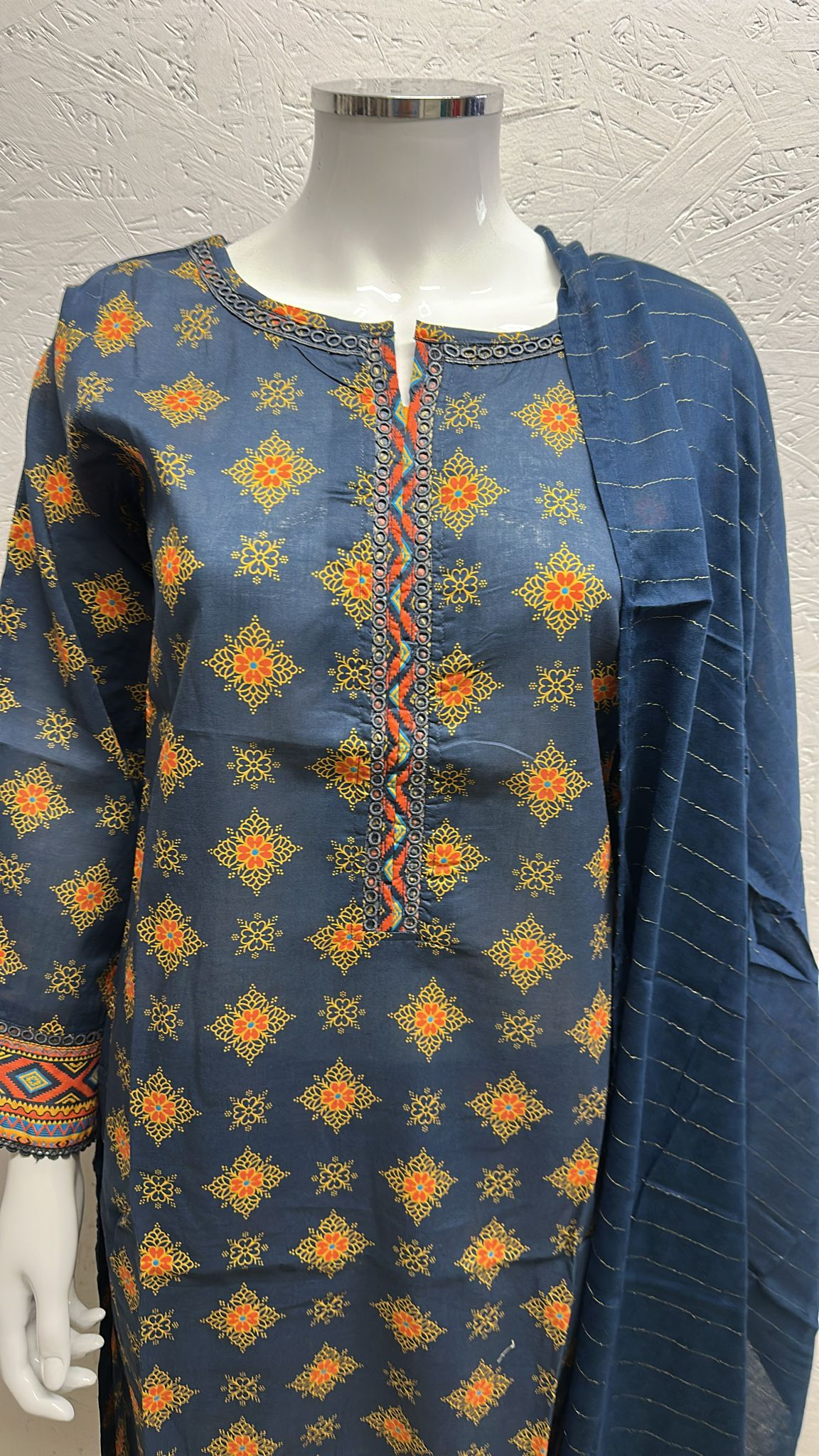 Luxury Lawn 3 Piece with Matching Trouser and Banarsi Dupatta