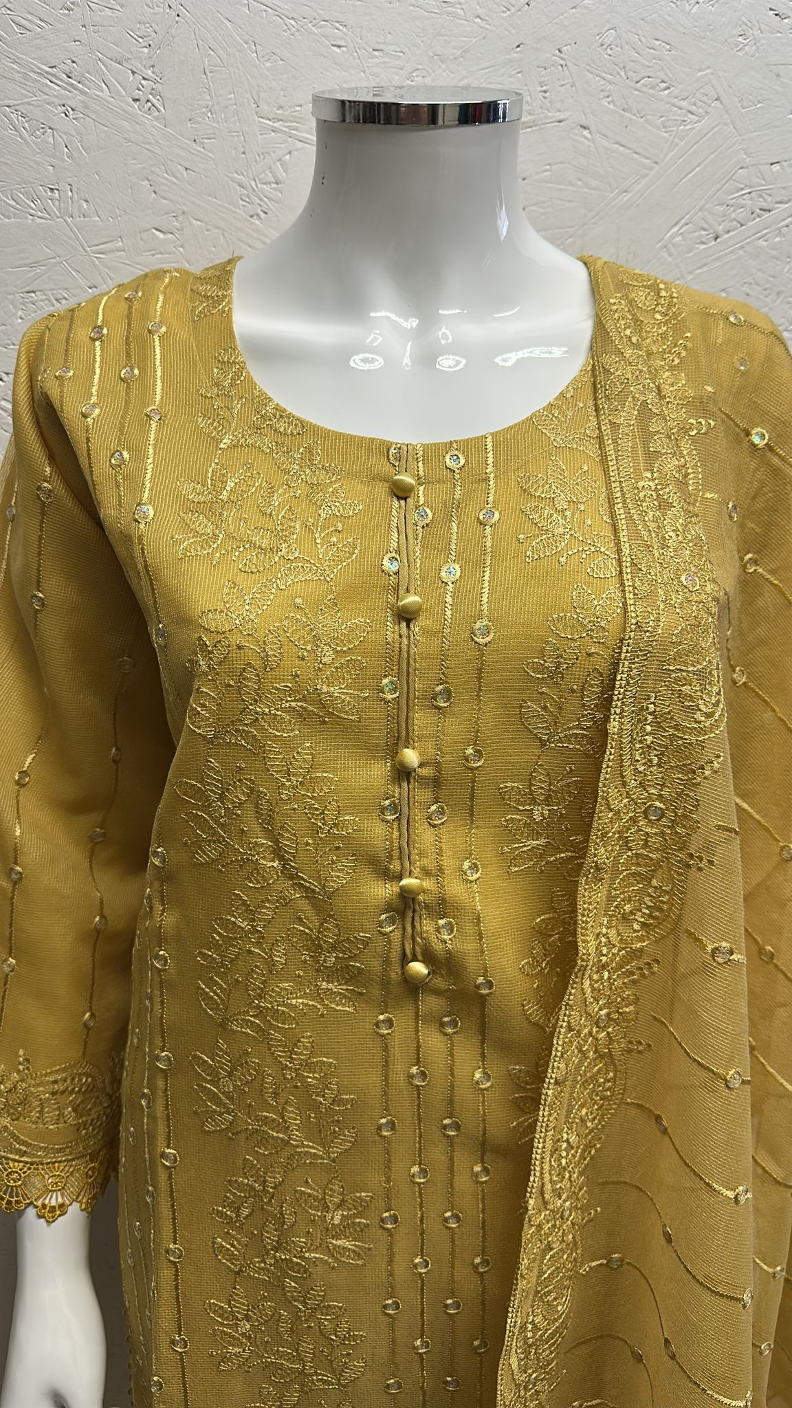 Net 3 Piece with Plain Trouser and Heavy Embriodery Net Dupatta