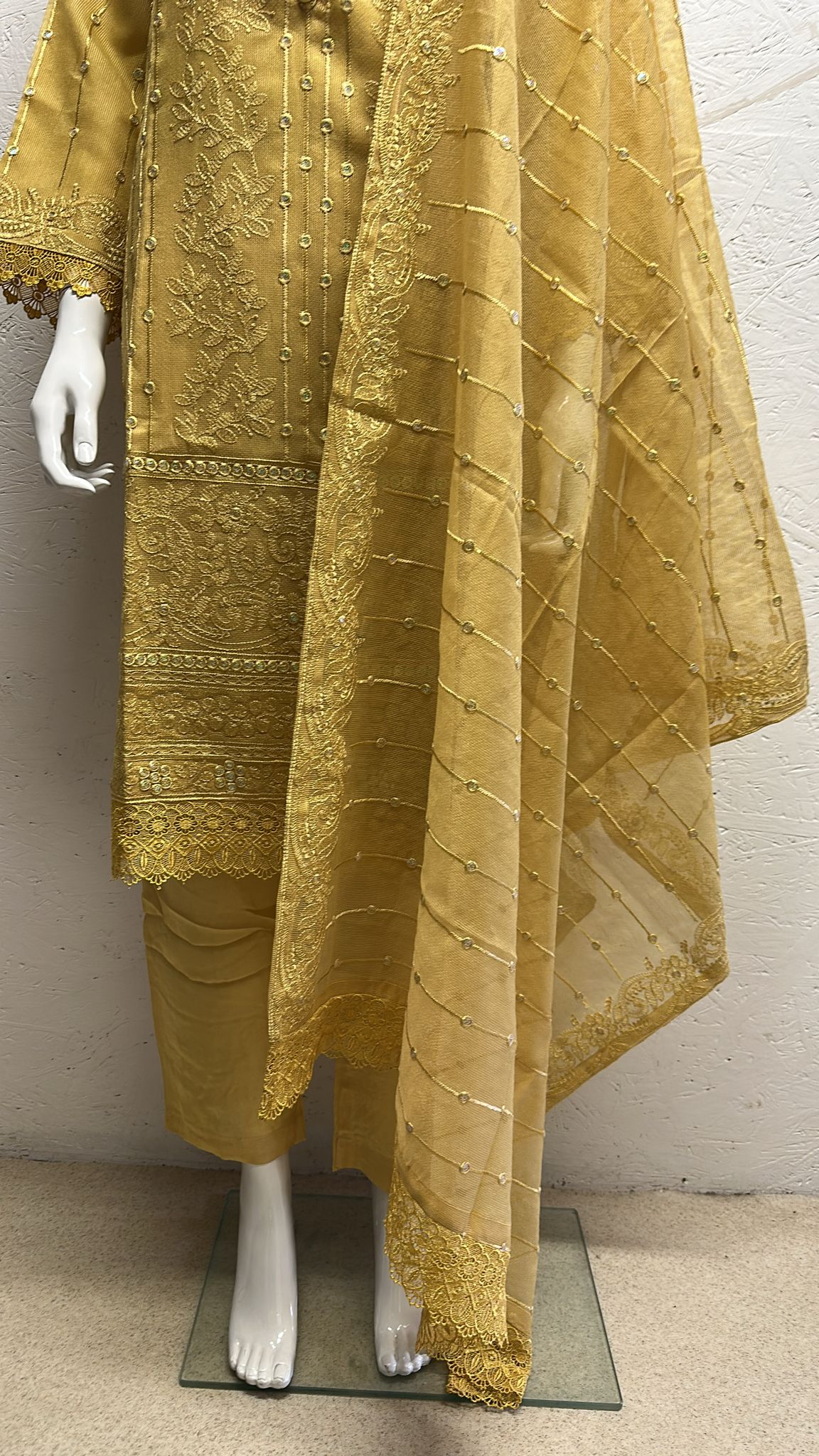Net 3 Piece with Plain Trouser and Heavy Embriodery Net Dupatta